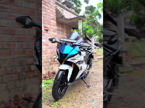#automobile  #love #bike #lifeisbutadream #rider #yamahar15 #bikeride #viralreels