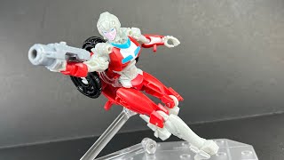 Super Awesome Figure ! Transformers Rise of the Beasts Weaponizers Arcee & Cheetor Chefatron Review