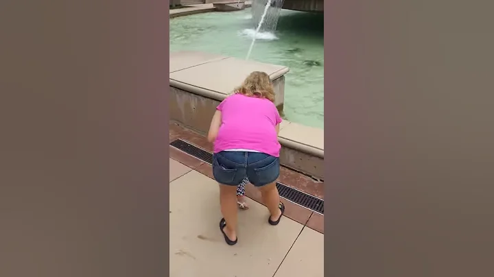 Hazel at fountain