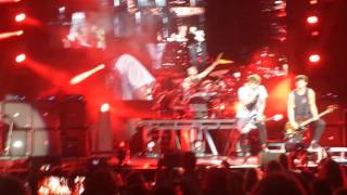 5 Seconds of Summer- What I Like About You- SLFL Tinley Park 7-30-16