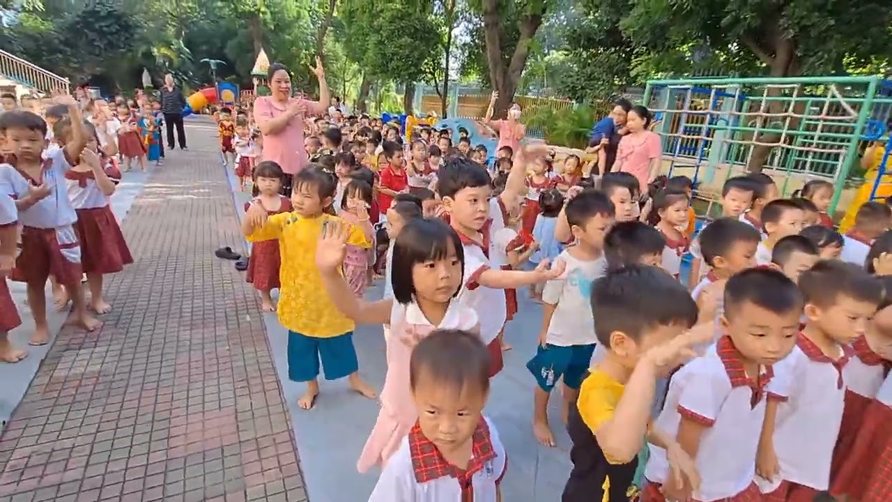 Trung thu của các bé Mầm Non Hoàng Yến 