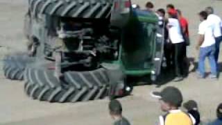 Tractor Crash Accident Fendt Traktor Action Excavator Dozer and more