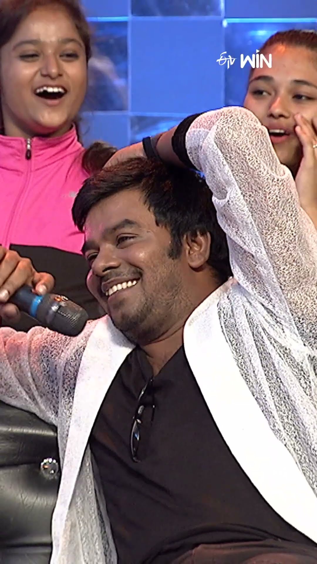 #shorts - Pradeep \u0026 Sudigali Sudheer Comedy Performance in Dhee Jodi #Dhee #DanceShow #etvshorts