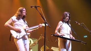 Larkin Poe "Holy Ghost Fire" Live Paris 2023