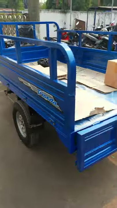 motor roda tiga Kaisar yang legendaris