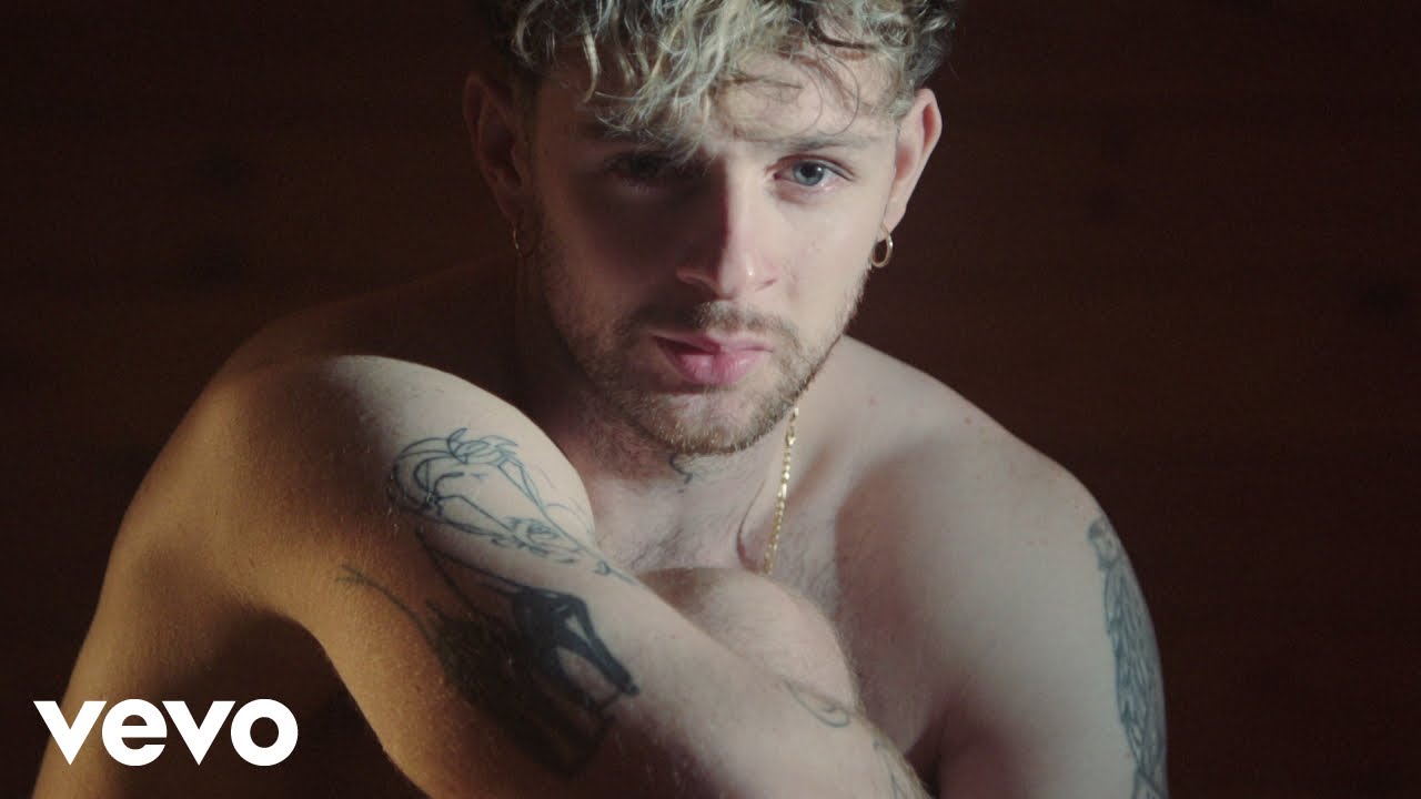 Joel Corry \u0026 Tom Grennan - Lionheart (Fearless) [Official Video]