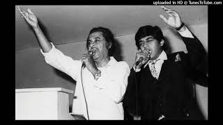 Aage Se Dekho Peechhe Se Dekho - Kishore Kumar & Amit Kumar | Laxmikant-Pyarelal | Ghazab (1982) |
