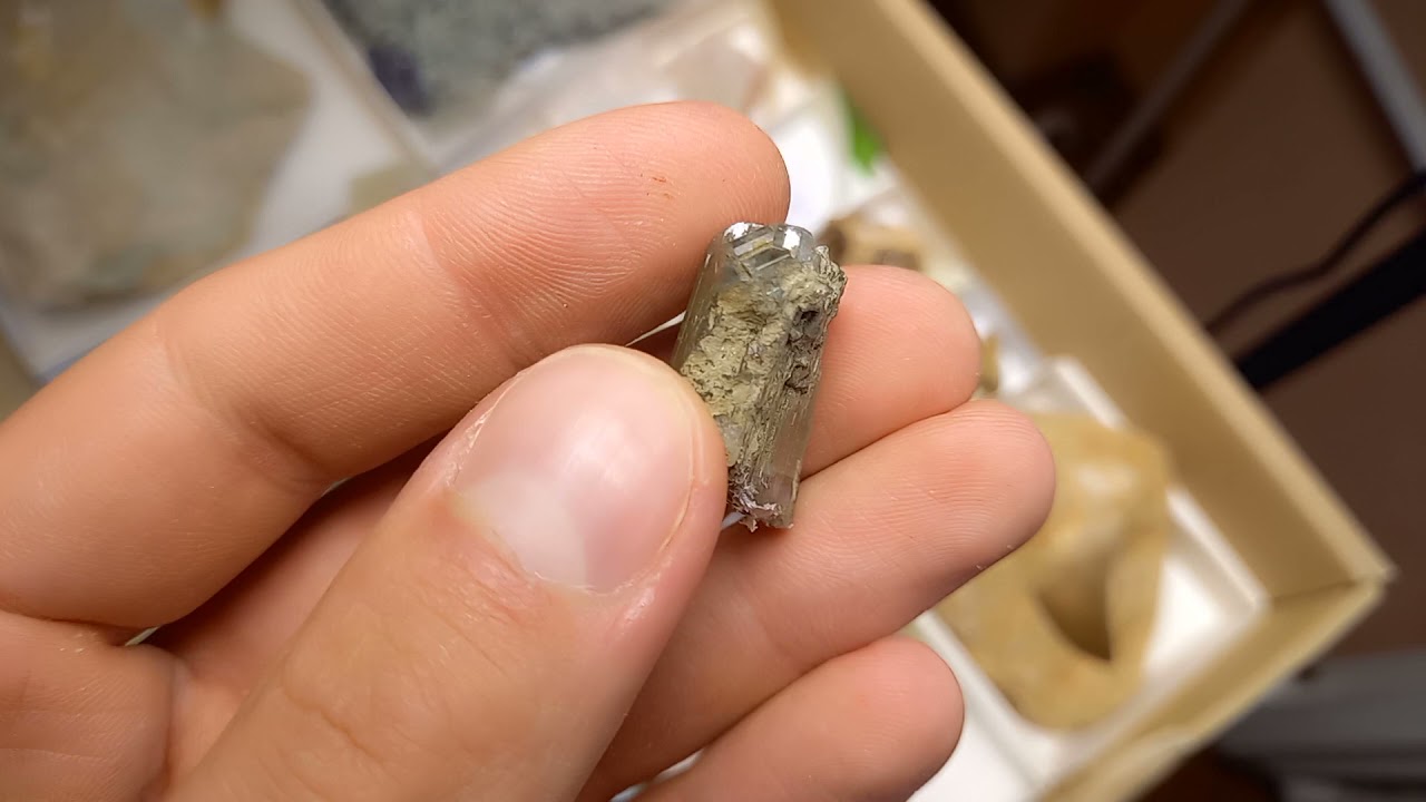 FLUORAPATITE- Panasqueira - PORTUGAL 9H61