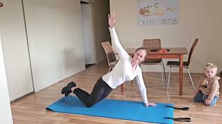 How to do a Modified Push-up to Plank | Bodyweight | Cycle Strong
