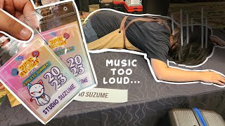 Artist Alley Vlog: SuperSaturdayHI 2023 | I'm old....it's too loud here