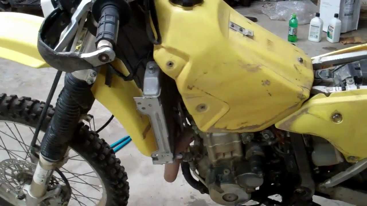 Suzuki DRZ 400 - Carburetor Problem - Won't Start ... 250 quad carburetor diagram 