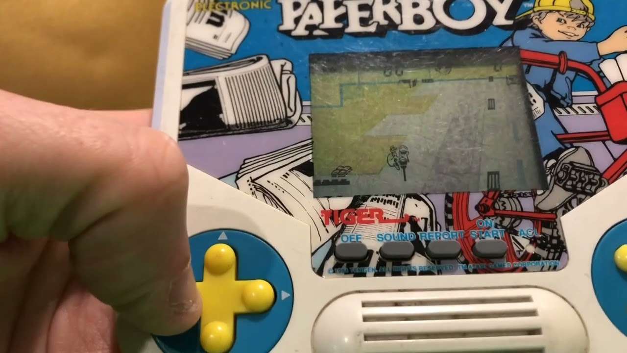PAPERBOY, TIGER LCD ELECTRONIC GAME 1988