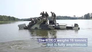 Mind the gap: Ukrainian airborne troops ford water gap