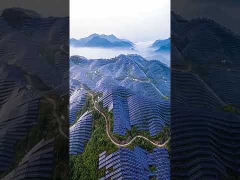 الالواح الشمسية تغطي جبل تايهانغ في الصين       