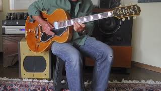 The Ultimate Floating Pickup Shootout. DeArmond vs McCarthy vs Johnny Smith