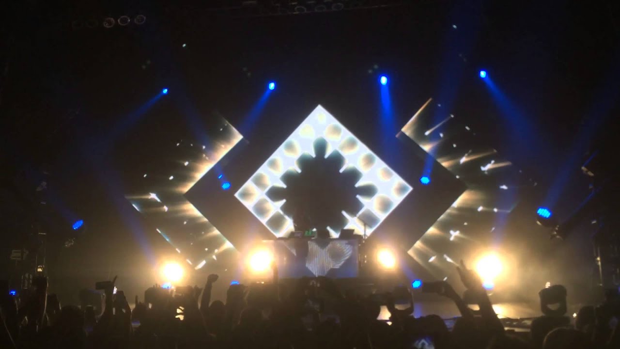 Madeon Pixel Empire Tour Intro