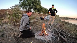 OVERNIGHT River Fishing Trip!! (Big Fish)