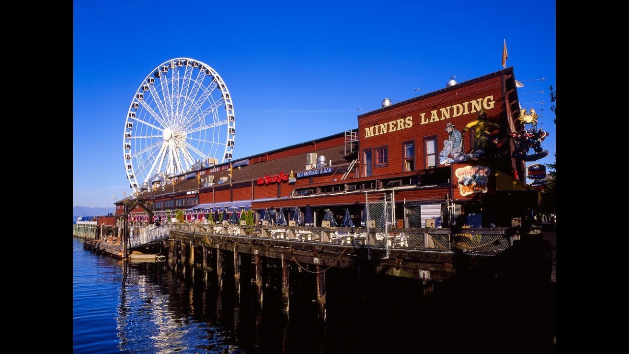 Walking through Miners Landing in Seattle (Merry Go Round) at Pier 57