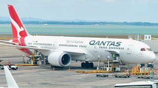 Qantas Boeing 787-9 Dreamliner Business Class review  - Auckland to Sydney
