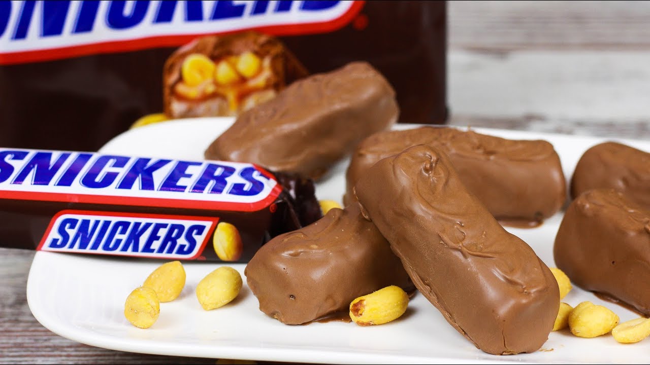 Selbstgemachte Snickers Riegel - Besser als das Original - YouTube