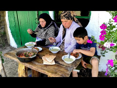 Video: Ləzzətli Və Sadə: Düyü Ilə Toyuq şorbası