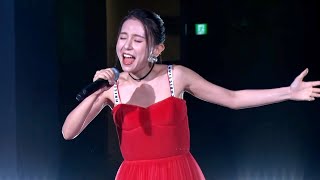 May J.「Let It Go」「雪の華」珠玉のカバーソングを披露　真夜中の無観客ライブで計3曲を熱唱　『WHITE KITTE 真夜中の点灯式』