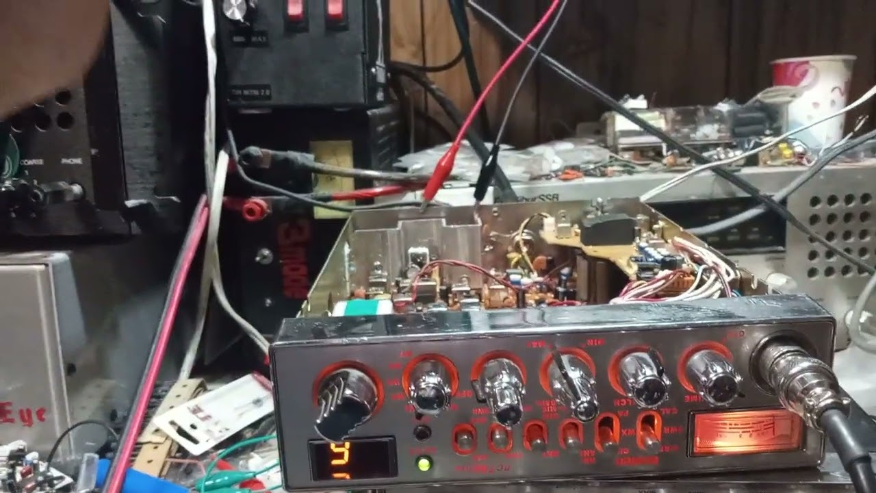 uniden pc78 elite. weak intermittent RX. - YouTube