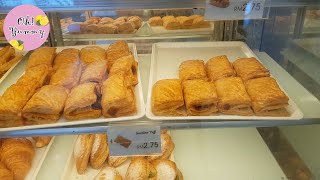 Bakers Cottage Yummy Desserts, Cakes and Pastries | Christmas decoration snow and golden deer screenshot 5