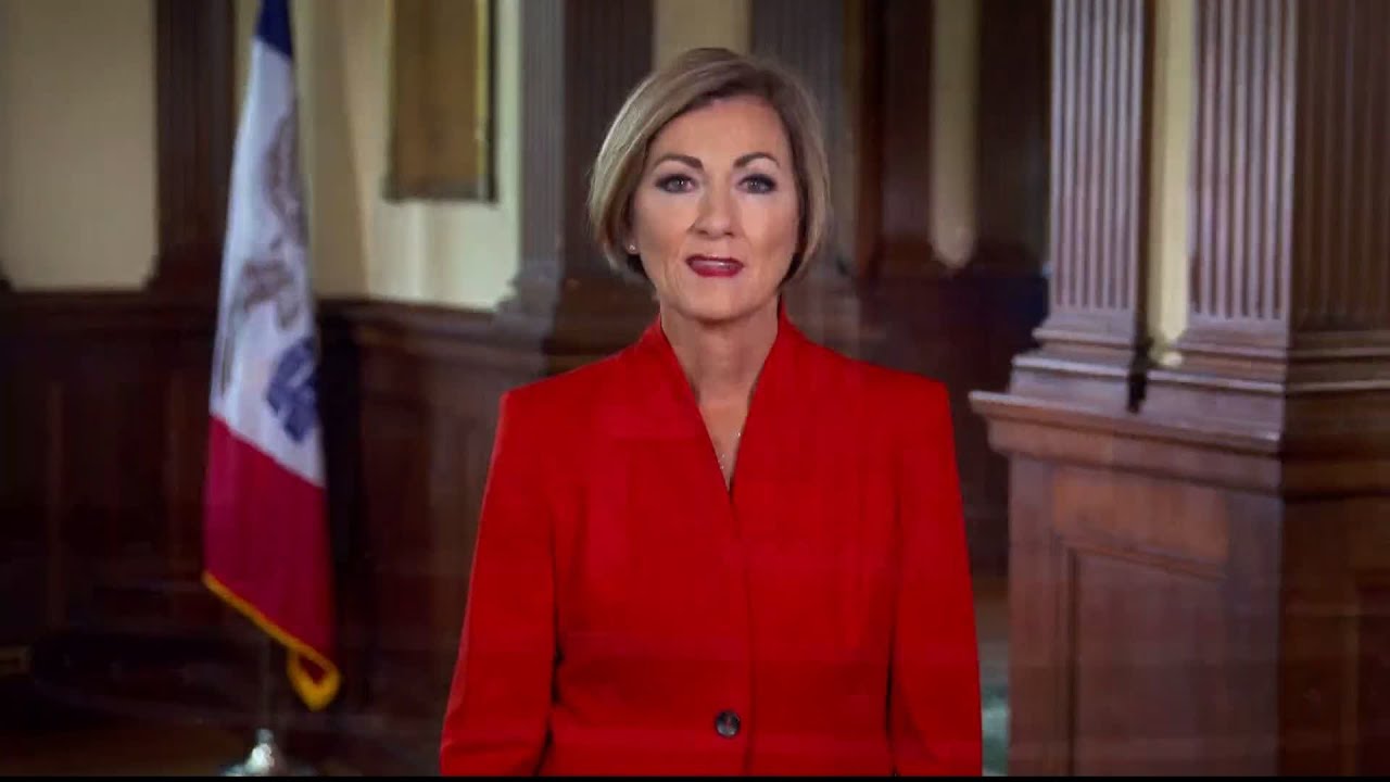 Iowa Gov. Kim Reynolds praises President Trump at GOP convention