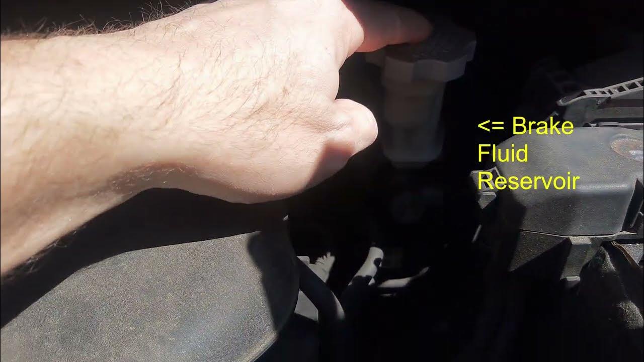 How to Check and Refill Brake Fluid on a Kia Rio (2012 2017) YouTube