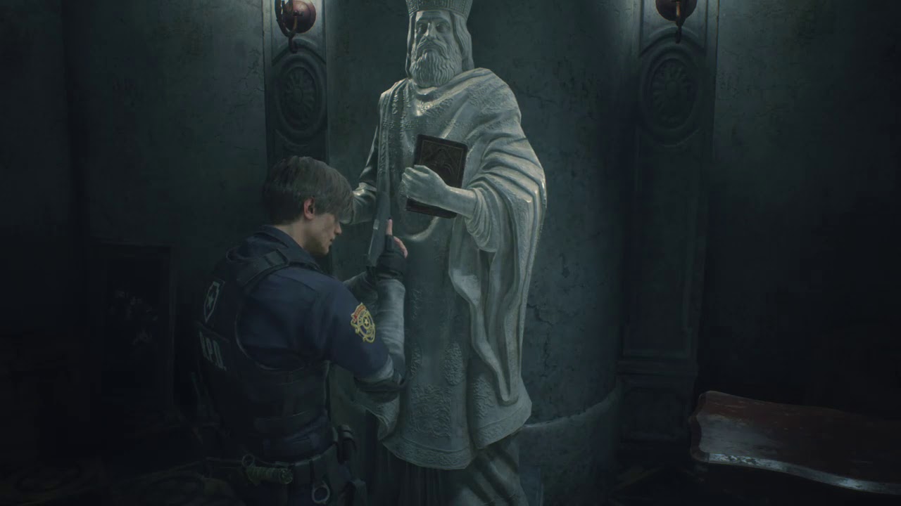 RESIDENT EVIL 2 Leon Police Station 2F Art Room Red Book Left Arm