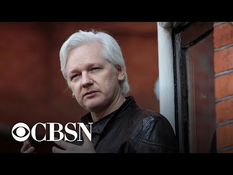 Vídeo: Onde Assange Está Se Escondendo?