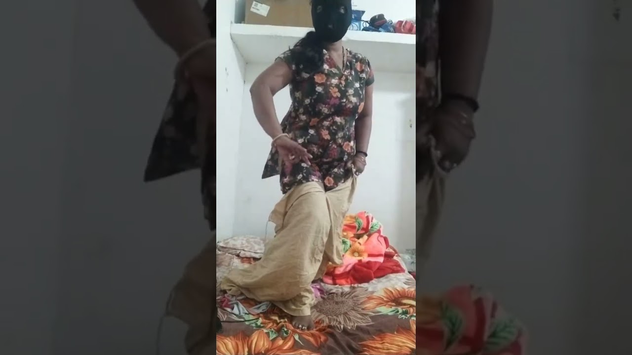 Rani bhojpuriya bhabhi ne kiya bhojpuri gane pe gadar dance