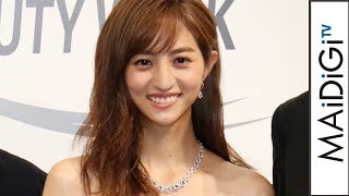 堀田茜、“美ヘア賞”受賞に笑顔　「身長とのバランスも意識」「BEAUTY WEEK AWARD 2017」授賞式