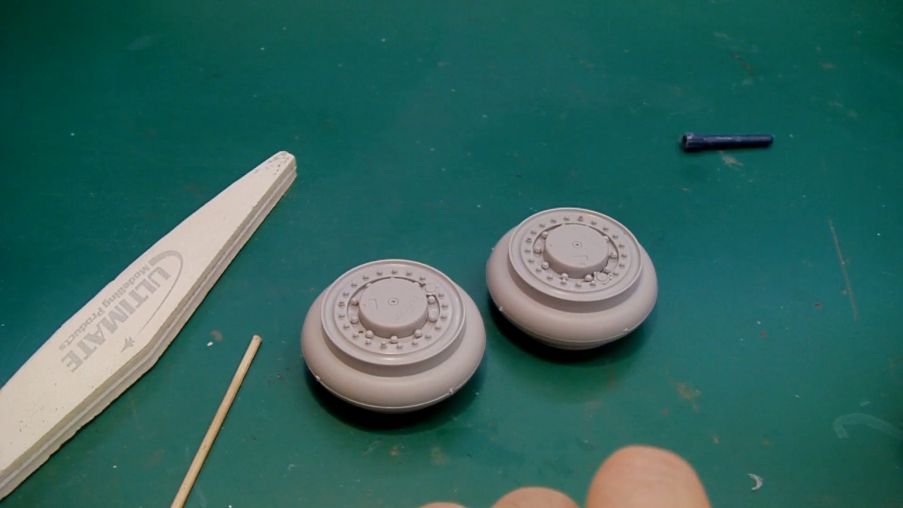 Chassis and wheels ! Oshkosh part 2 YouTube