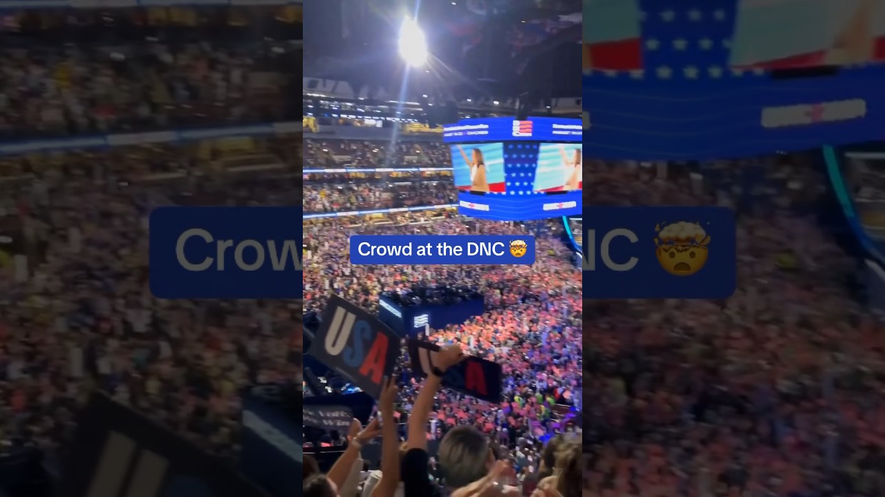 MASSIVE CROWD ROCKS DEMOCRATIC CONVENTION 🤯