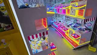 Super Cute Hong Kong Claw Machine Arcade