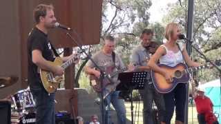 Camille Te Nahu & Stuie French - Johnny Cash Medley