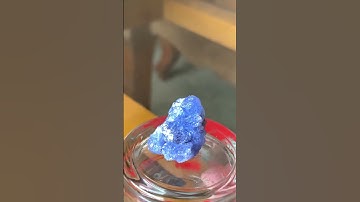 Tinh thể Spinel màu xanh Coban .Đá quý Lục yên/yên bái.