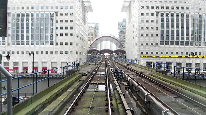 Riding the London DLR train from Lewisham to Bank - DayDayNews