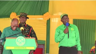 LIVE: RAIS MAGUFULI AMSHUSHA DEREVA WAKE KWENYE GARI 