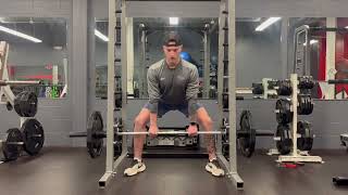 Smith Machine Sumo Deadlift: How To &amp; Mistakes To Avoid