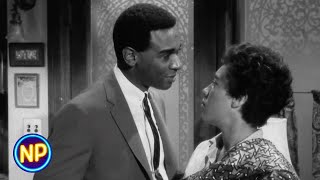 Fancy Dress From a Suitor | A Raisin in the Sun (1961) | Now Playing