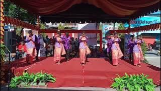 Perlombaan Tarian Sawat dari Siswa-Siswi SMP Negeri 1 Kei Kecil - Festival Budaya Kei Nen Dit Sakmas