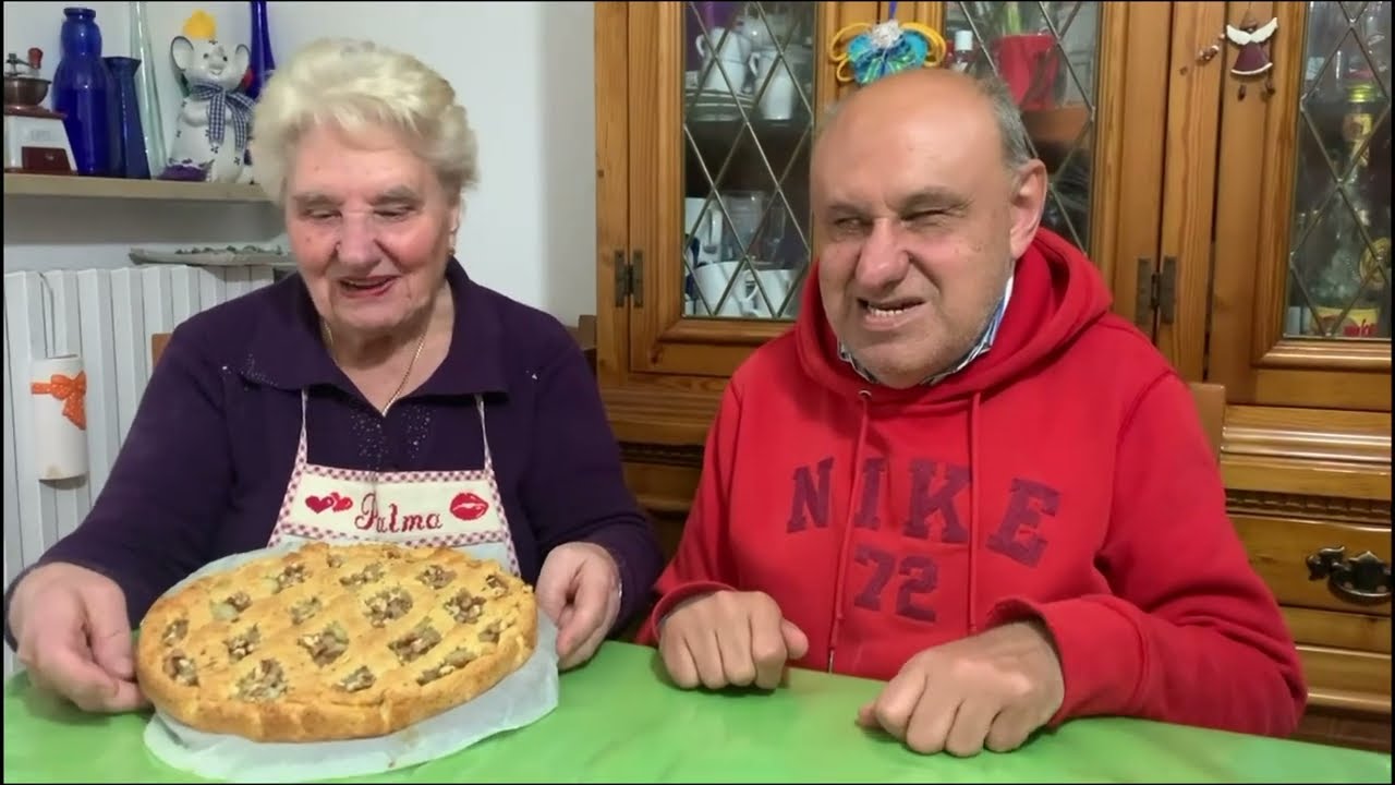 Crostata di Pere e Noci gusto e profumo inebrianti.