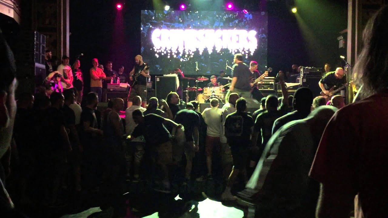 Crumbsuckers - Life of Dreams, Just Sit There - Black n Blue Bowl 2015