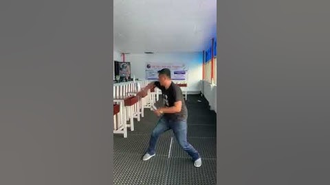 Learn 4 tin 1 bottle flair with FBI flair bartender Mr. Yuvraj uv.