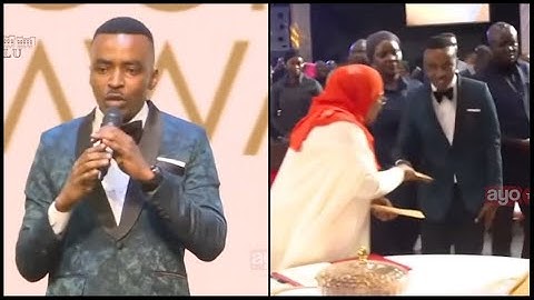 MC KISOLI NA MC MUNGA WALIVYOMCHEKESHA RAIS SAMIA, "RAIS AKICHEKA ANATOA NA BAHASHA"