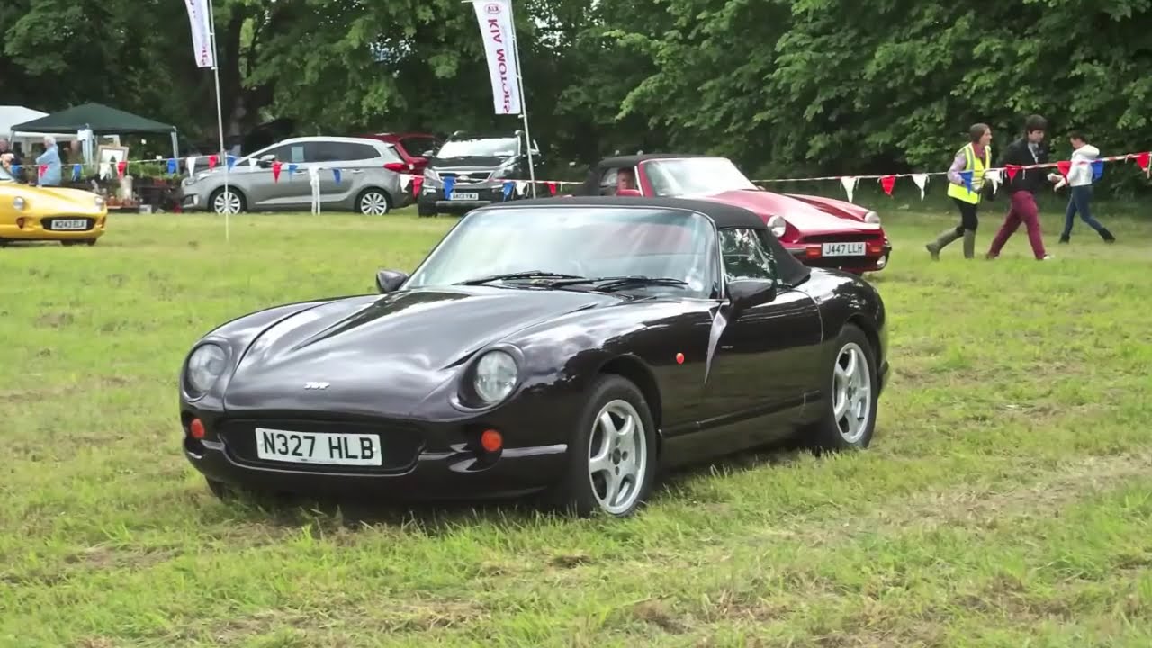 Croydon Classic Car Show 2013 - YouTube