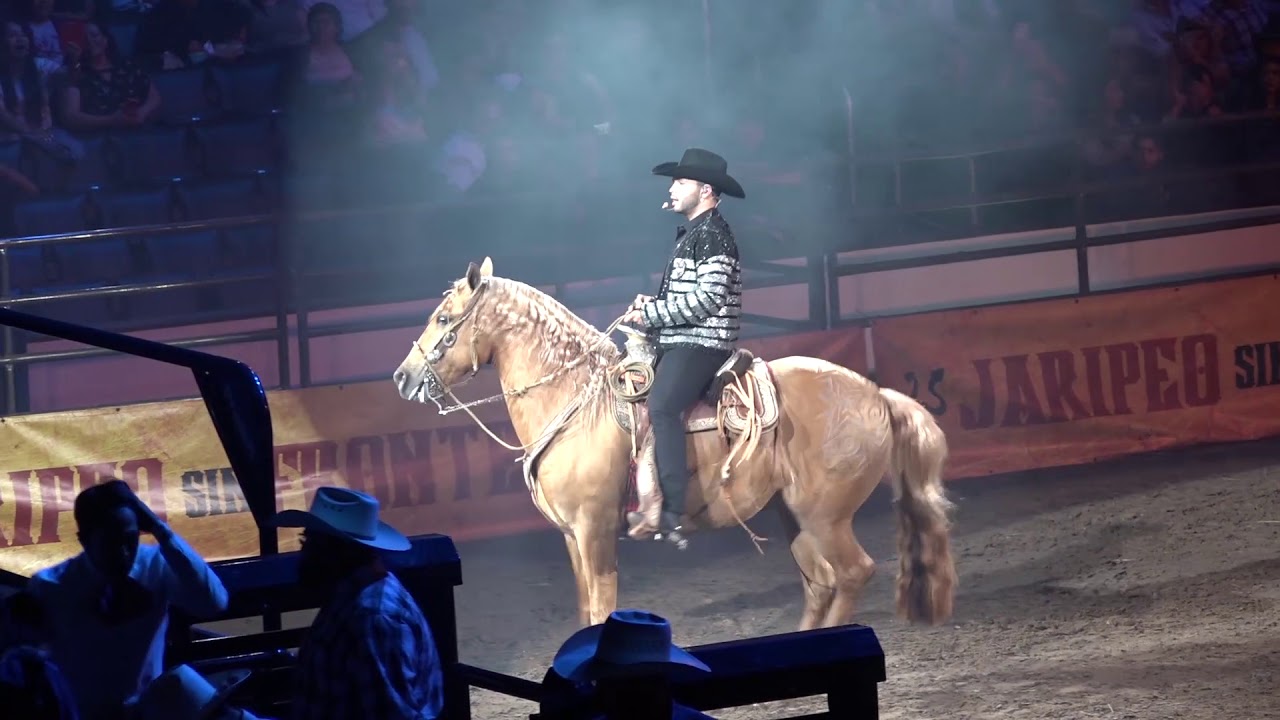 LEONARDO AGUILAR JARIPEO SIN FRONTERAS 2019 HOMENAJE A JOAN SEBASTIAN